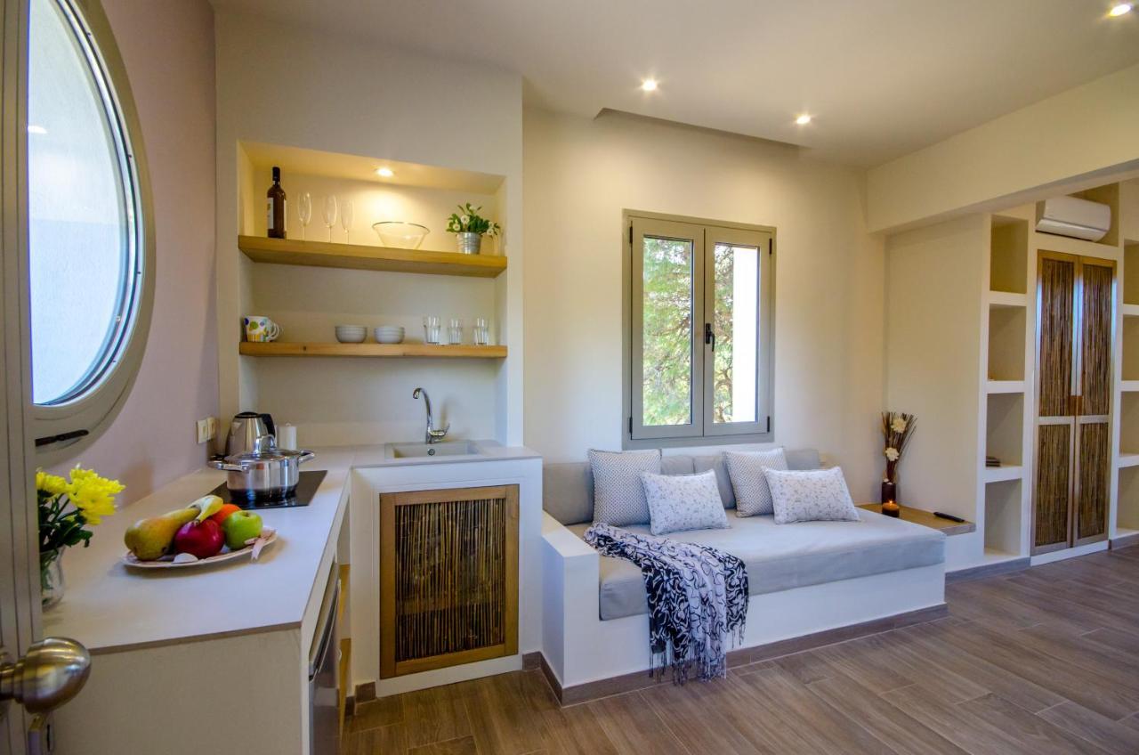 Forest Resort Suites Skiathos Troulos Eksteriør bilde