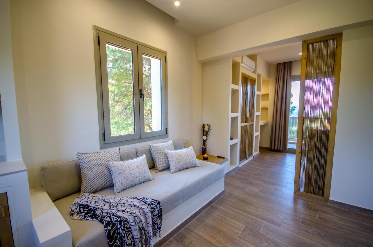 Forest Resort Suites Skiathos Troulos Eksteriør bilde