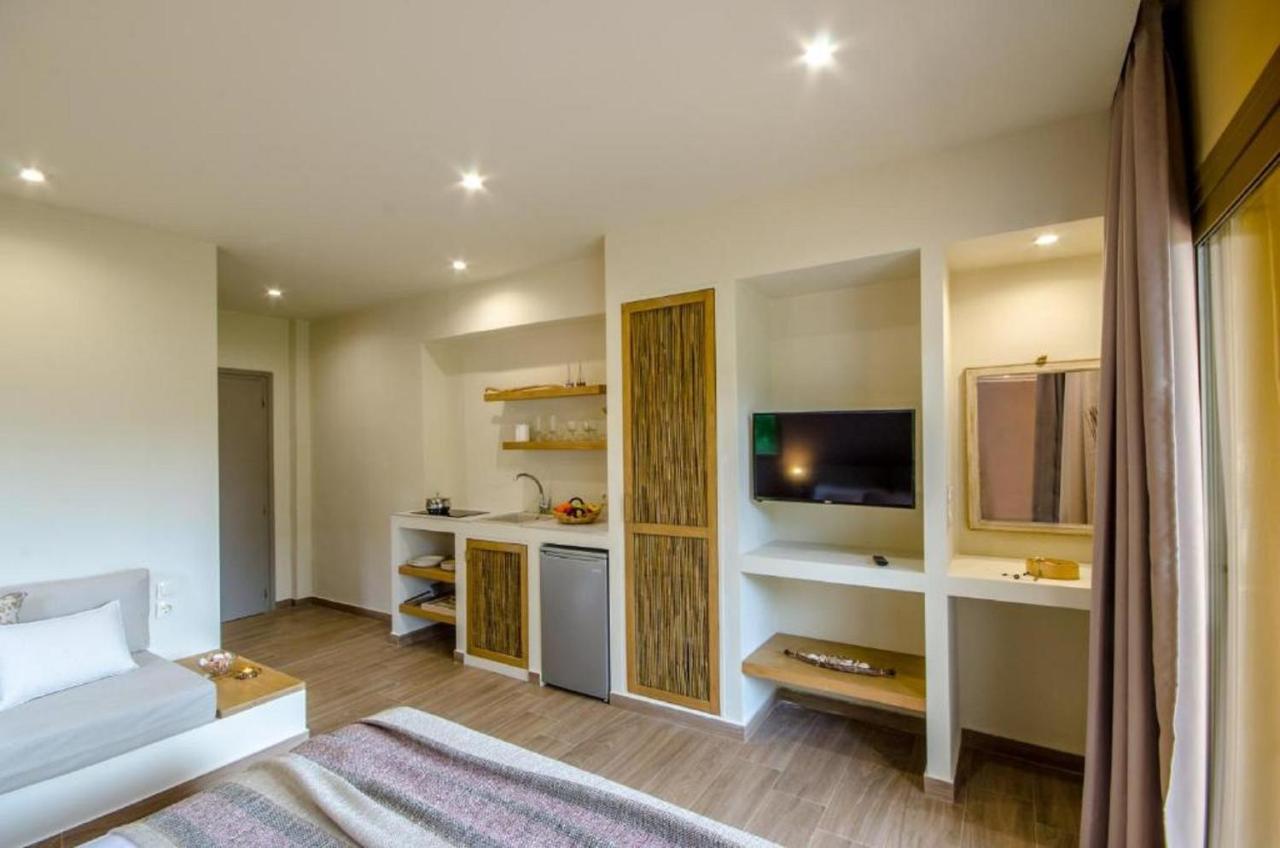 Forest Resort Suites Skiathos Troulos Eksteriør bilde