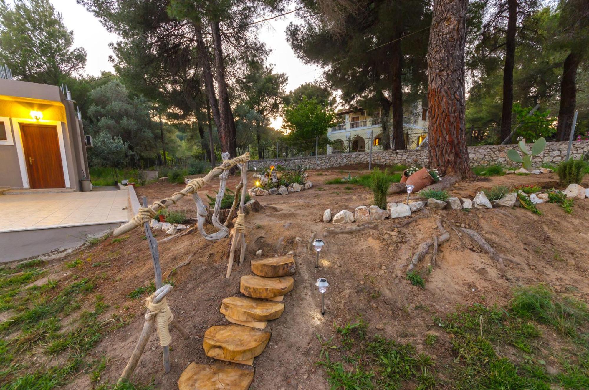 Forest Resort Suites Skiathos Troulos Eksteriør bilde